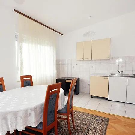 شقة Sumpetar 2965a دوغي رات